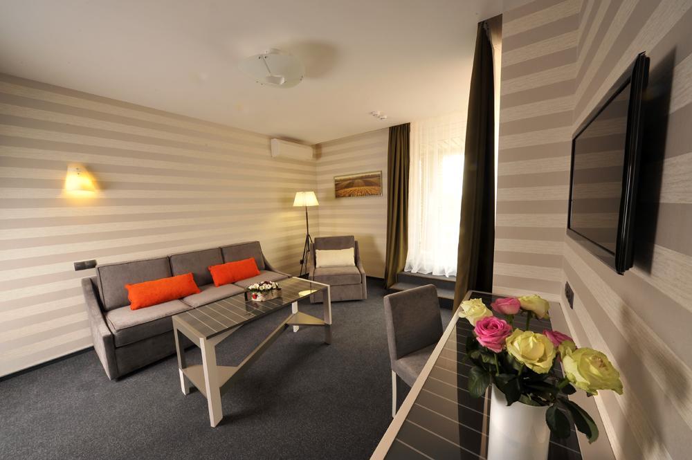 Villa Four Rooms ハルキウ 部屋 写真
