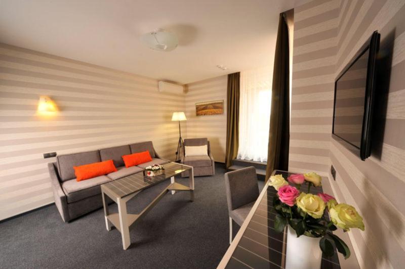 Villa Four Rooms ハルキウ 部屋 写真